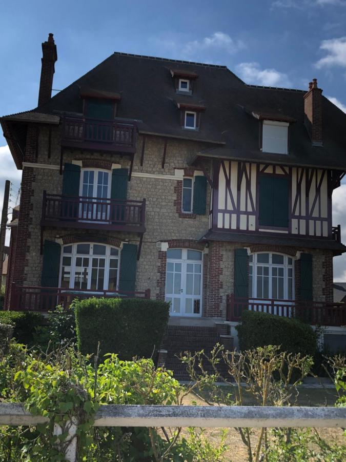 L Oceanide Bénerville-sur-Mer Exterior foto